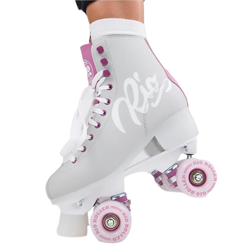 RIO-Script-Roller-Skate-Grey-In-Use