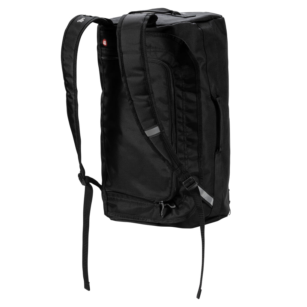 Triple8-Gear40-40lt-bag-black-straps